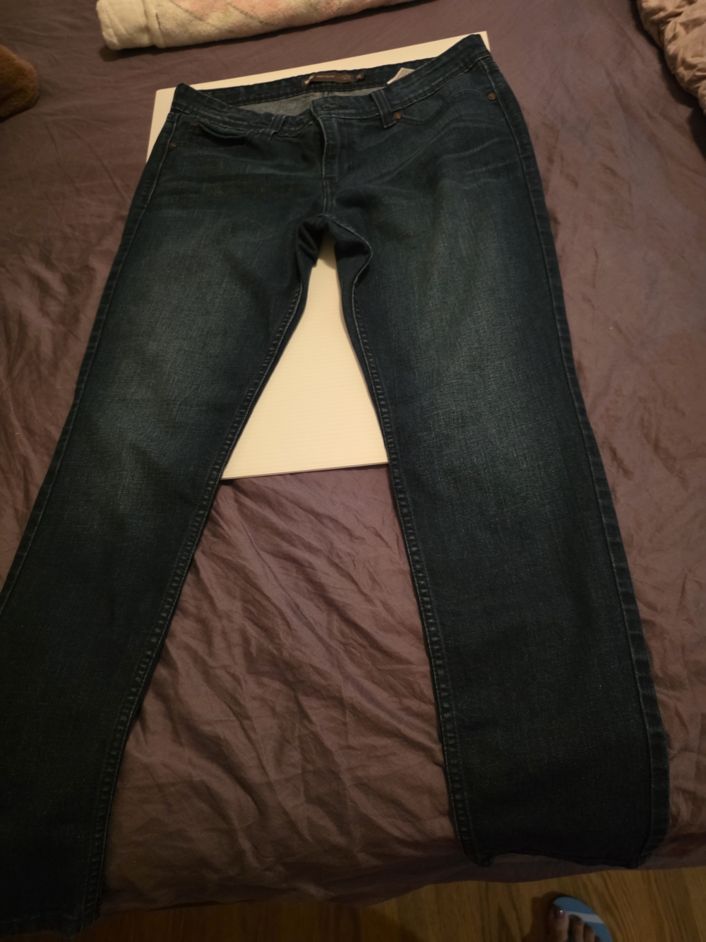 Levis Low Rise skinny Size 31 / 13M Jeans — Everyday Fit